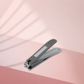 Obcinacz do paznokci duży z matowym uchwytem i pilnikiem BEAUTY & CARE 51