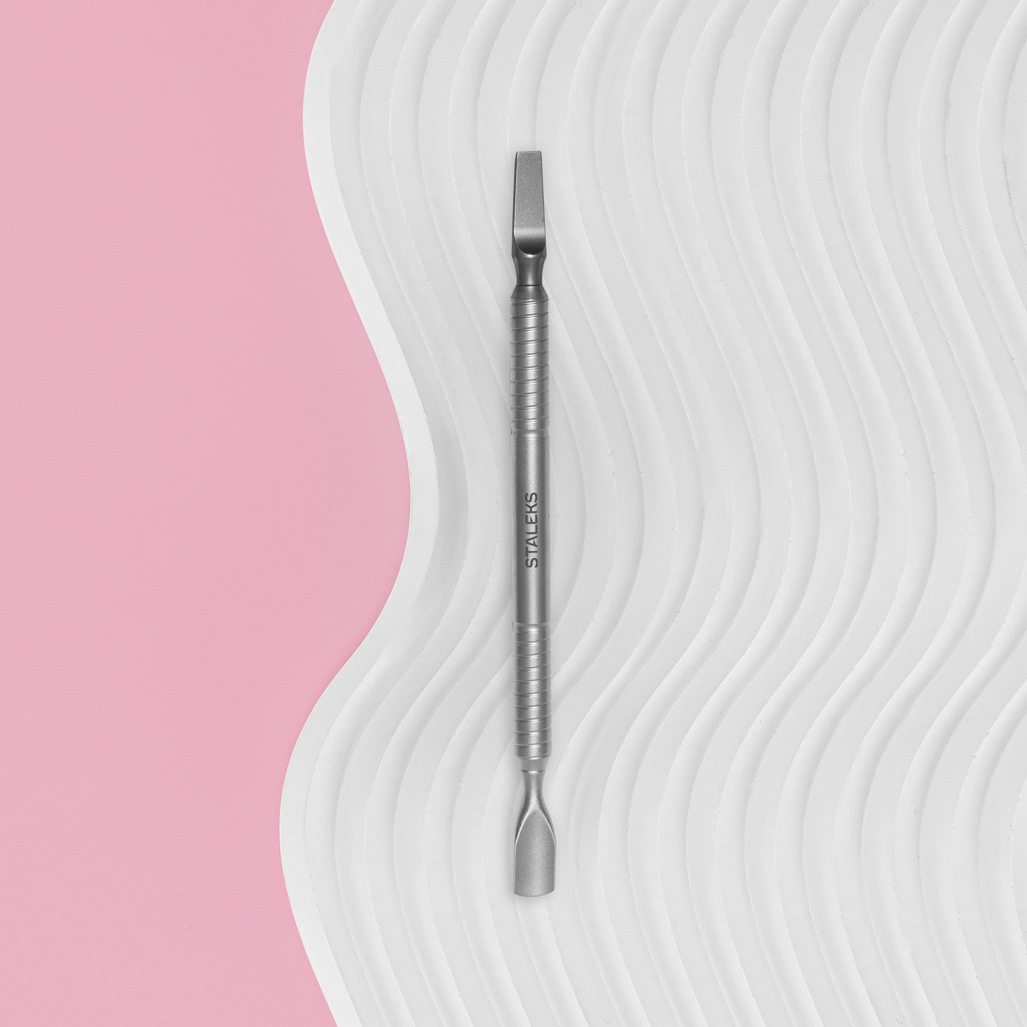 Kopytko do manicure BEAUTY & CARE 30 TYPE 2 (popychacz wąski zaokrąglony i ostrze proste)