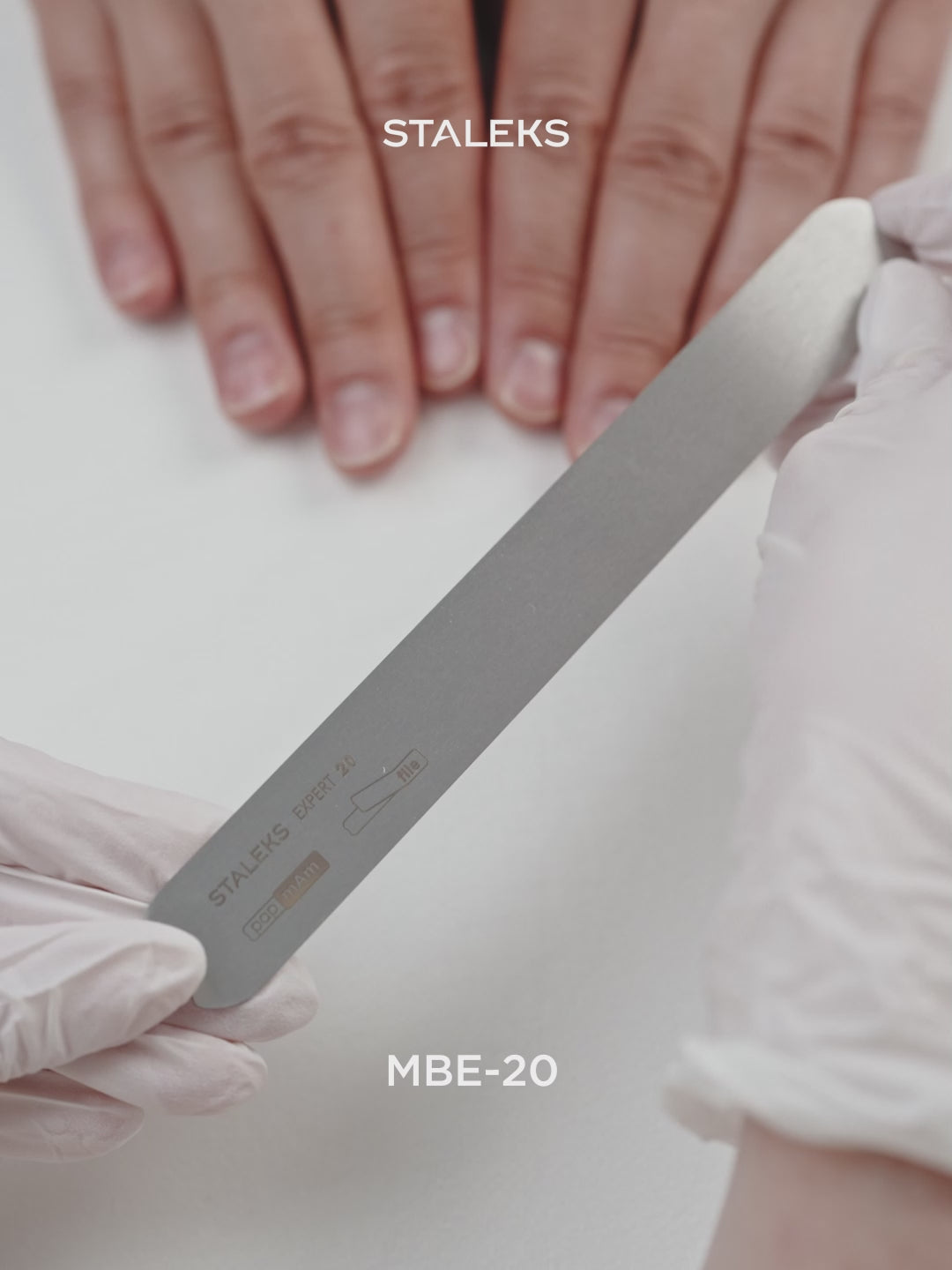 Załaduj wideo: STALEKS EXPERT 20 Metalowa prosta baza do pilnika (162 mm)