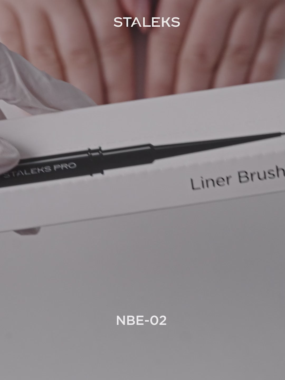 Załaduj wideo: STALEKS EXPERT 02 Pędzel-liner, szerokość 1 mm/długość 5 mm