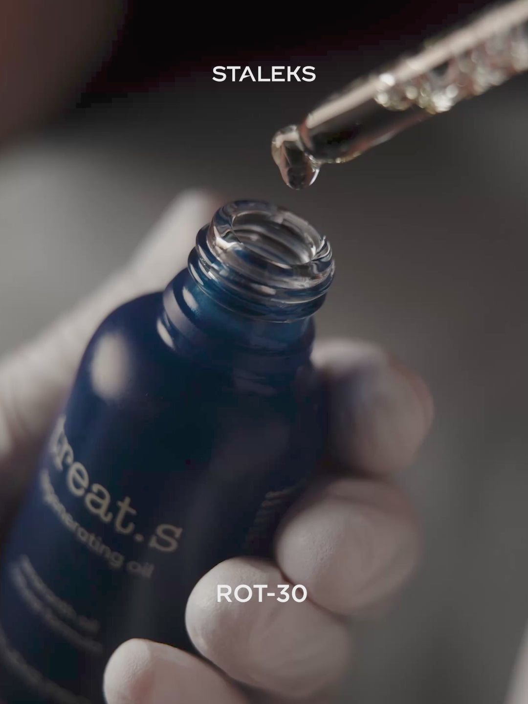 Załaduj wideo: STALEKS Regenerujący olejek do skóry, 50 ml